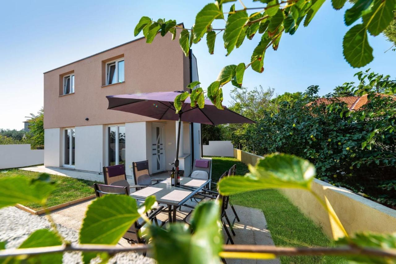 Kuca Za Odmor Natali Villa Nin Luaran gambar