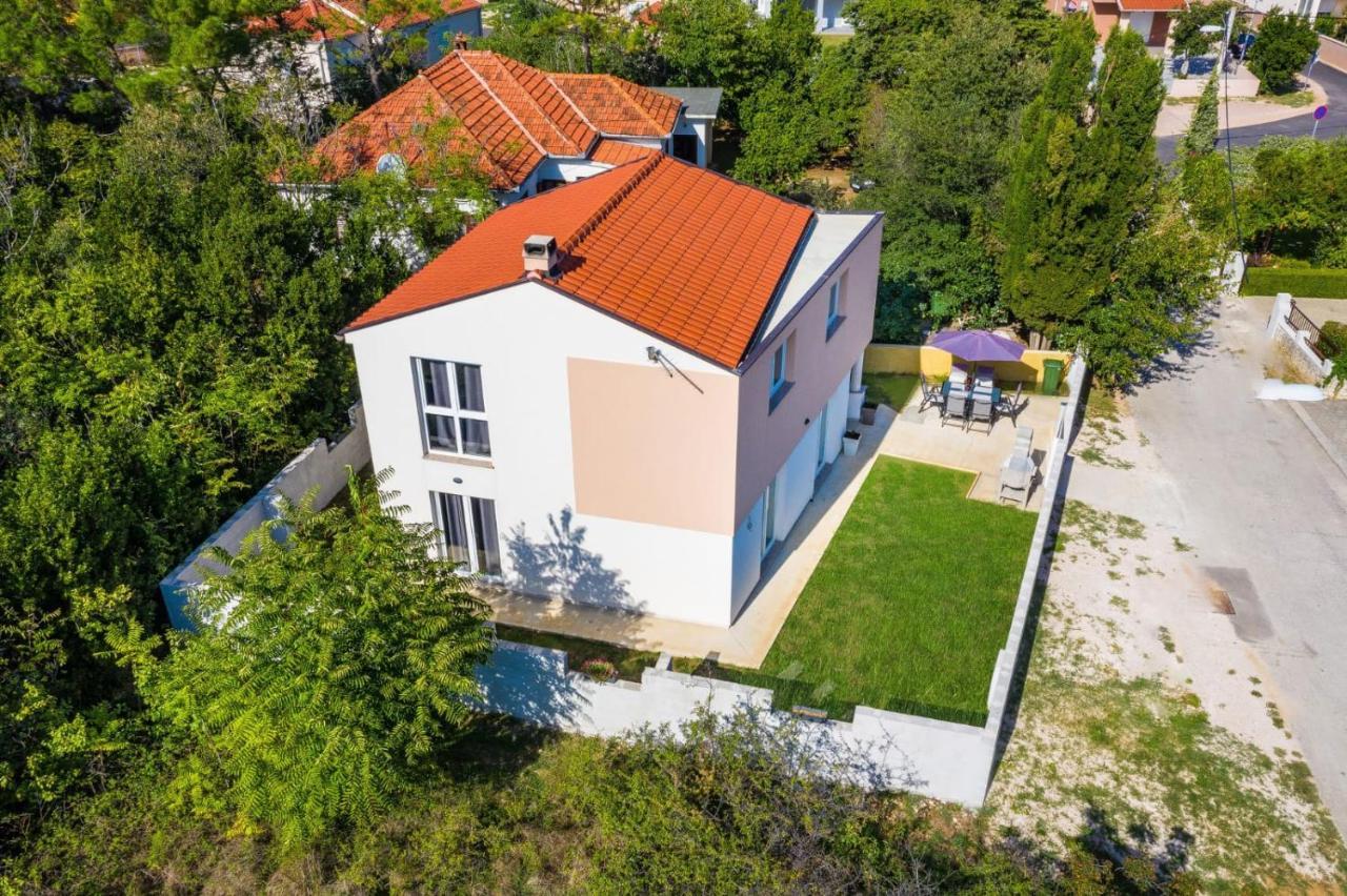 Kuca Za Odmor Natali Villa Nin Luaran gambar